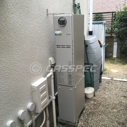 施工後の暖房熱源機（リンナイ RUFH-SE2406AW2-3）