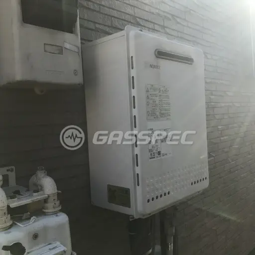 交換前の給湯器（ノーリツ GT-2028SAWX）