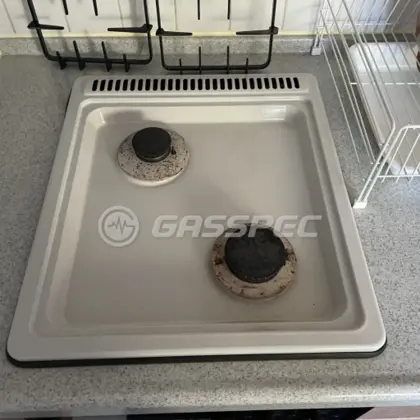 施工前のビルトインガスコンロ（RBG-20KC）