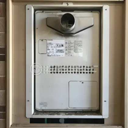 施工前の暖房熱源機（GTH-2434AWX6H-T）