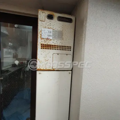 施工前の給湯器（GTH-2413AWX）