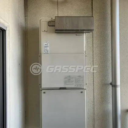 施工前の暖房熱源機（RUFH-V2403SAA2-3(A)）