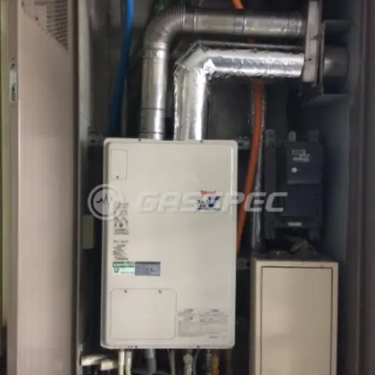 施工後の暖房熱源機（リンナイ RUFH-V2403AFF2-3(B)）