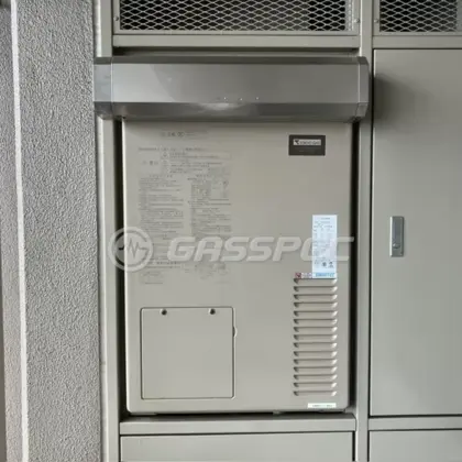施工前の暖房熱源機（AT-4200ARSSW3Q-F）