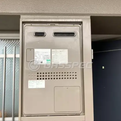 施工前の暖房熱源機（GTH-2444AWX3H）