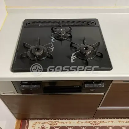 施工前のビルトインガスコンロ（DG32K1SR）