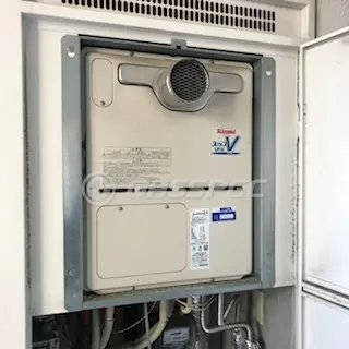 施工前の暖房熱源機（RUFH-VD2401AT2-1）