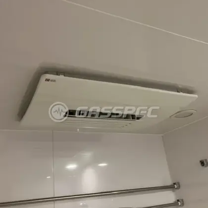施工前の浴室乾燥機（ABD-3306ACSK）