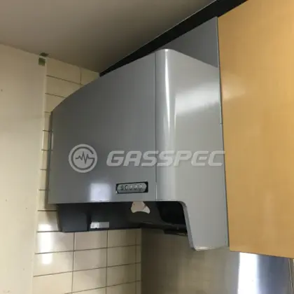 施工前のレンジフード