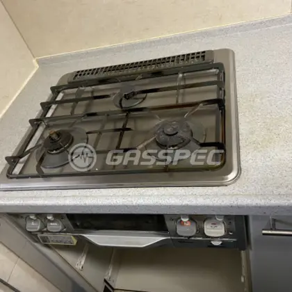 施工前のビルトインガスコンロ（PKD-351HA-SV）