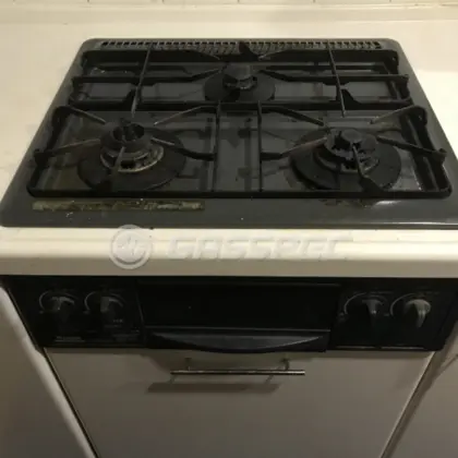 施工前のビルトインガスコンロ（RBG-30B5）