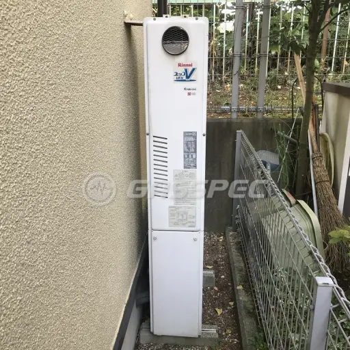 交換前の暖房熱源機（リンナイ RUFH-VS2400SAW2-6）