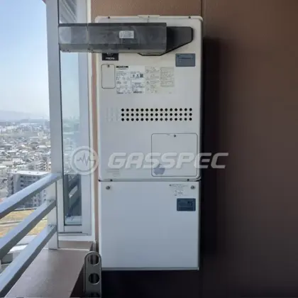施工前の暖房熱源機（GTH-2434AWX6H-L）