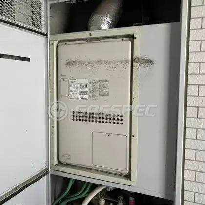 施工前の暖房熱源機（GTH-2434AWX3H-H）
