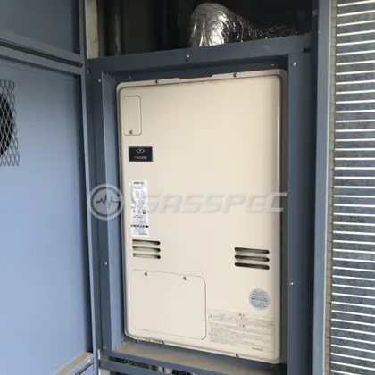 施工前の暖房熱源機（RUFH-V2403SAU2-6）