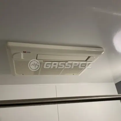 施工前の浴室乾燥機（BBD-3304KCSK-J3）