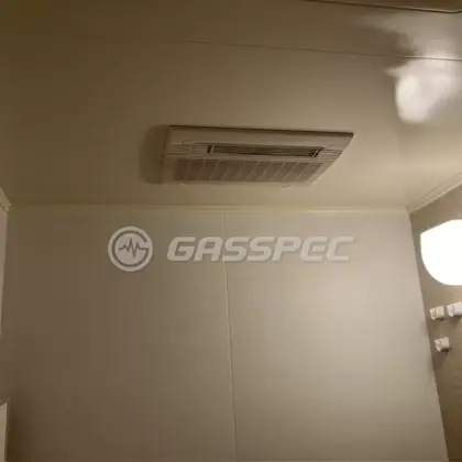 施工前の浴室乾燥機（BS-103M）