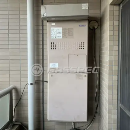 施工前の暖房熱源機（GTH-C2439AWX3H）