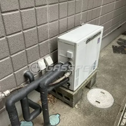 施工前の給湯器（GX-2400AR）
