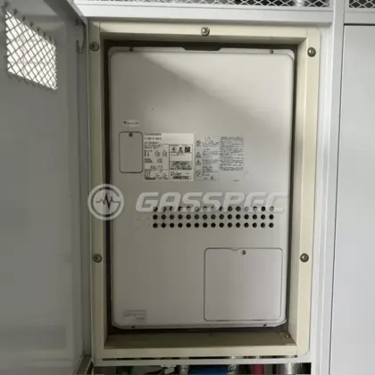 施工前の暖房熱源機（GTH-2434SAWX3H-H）