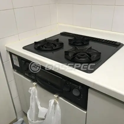 施工前のビルトインガスコンロ（RBG-31A7S）