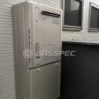 施工前の暖房熱源機（RVD-E2400SAW2-1）