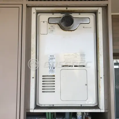 施工前の暖房熱源機（RUFH-V2400SAT2-3）