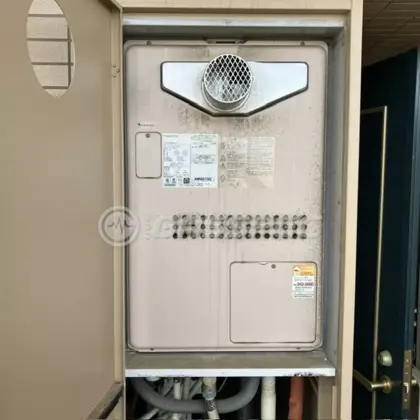 施工前の暖房熱源機（GTH-2444AWX-T）