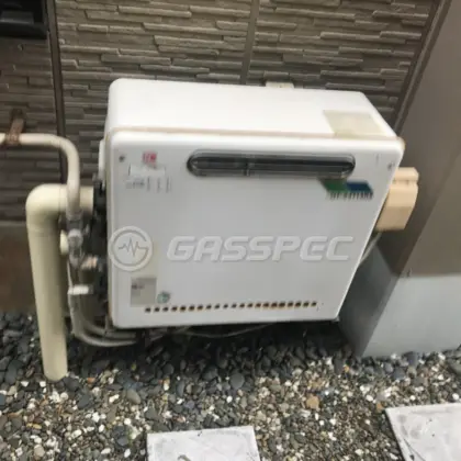施工前の給湯器（GT-2411AR）