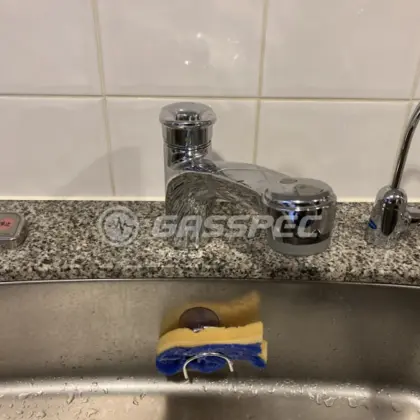 施工前の水栓・蛇口