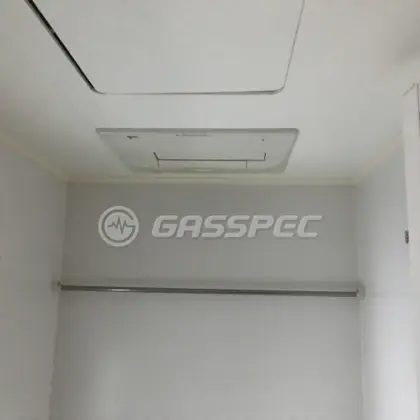 施工前の浴室乾燥機（BDV-3304AUKNC-BL）