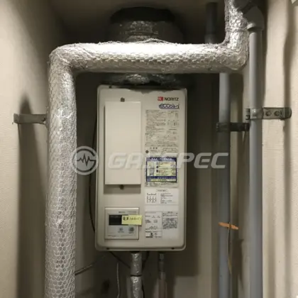 施工前の給湯器（GQ-C2422WZD-FH）
