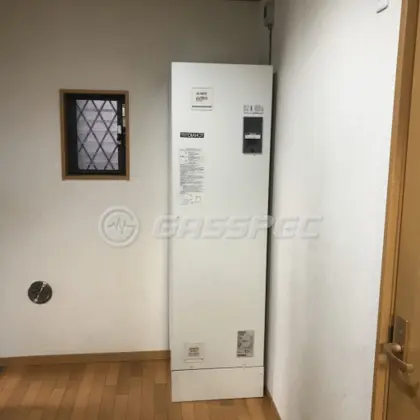 施工前の電気温水器（SRC-2018）