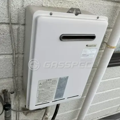 施工前の給湯器（RUX-V1016W）