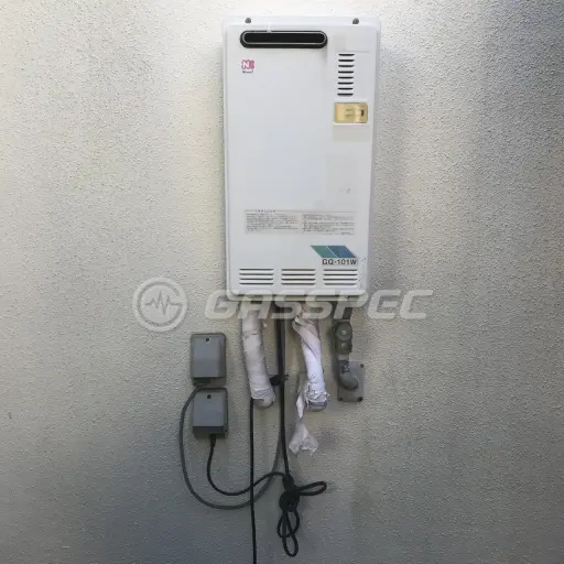 交換前の給湯器（ノーリツ GQ-101W）