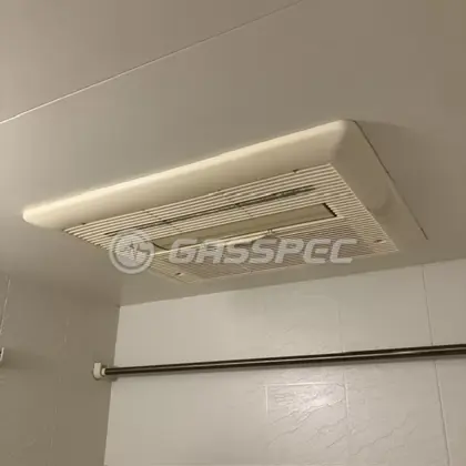 施工前の浴室乾燥機（FD2809F2）