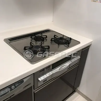 施工前のビルトインガスコンロ（DW32C8DTL）