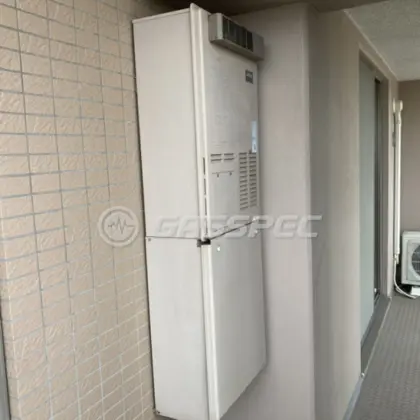 施工前の暖房熱源機（AT-4299ARSAW3Q-G）