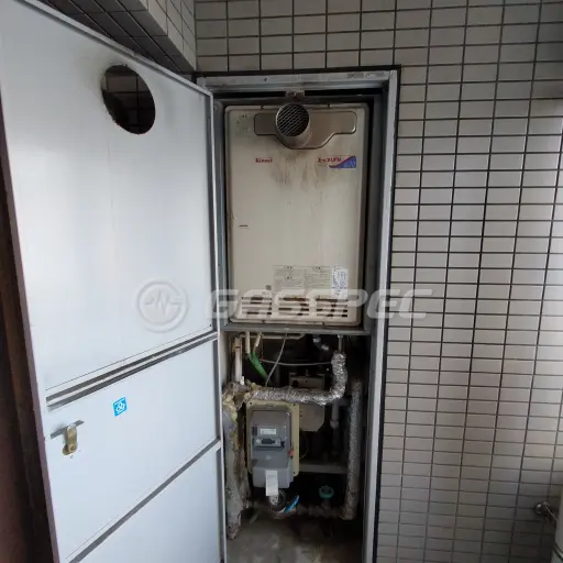 交換前の暖房熱源機（リンナイ HT-305RA4-S）