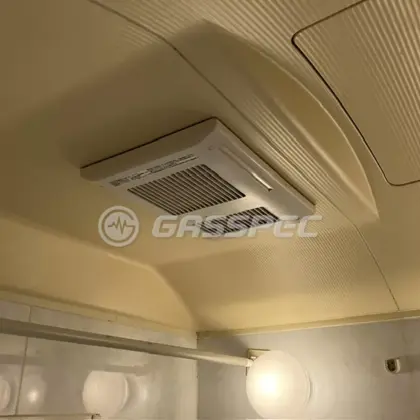 施工前の浴室乾燥機（BS-141H-2）