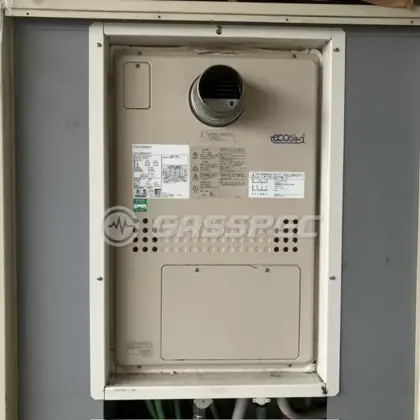 施工前の暖房熱源機（GTH-C2448SAW3H-T）