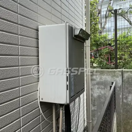 施工前の給湯器（RUF-A2400SAW(A)）