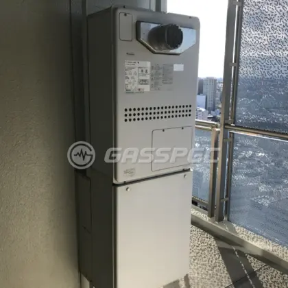 施工前の暖房熱源機（GTH-2444AWX3H-T-1）