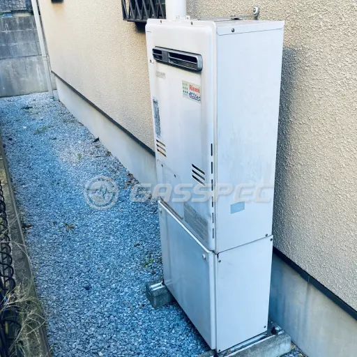 交換前の暖房熱源機（リンナイ RUFH-K2400SAW2-6(A)）