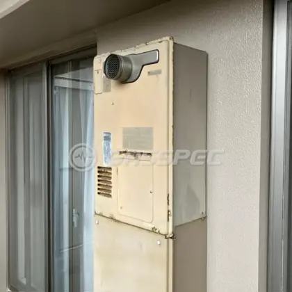 施工前の暖房熱源機（RUFH-V2400AT2-3）