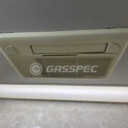 施工前の浴室乾燥機（161-5520）
