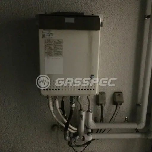 交換前の給湯器（ノーリツ GT-2005SAW）