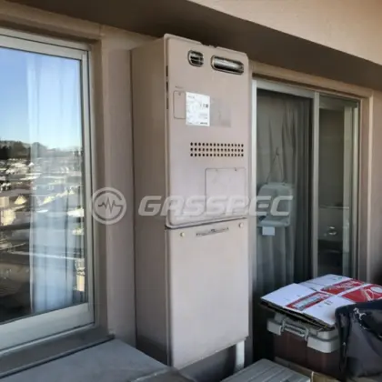 施工前の暖房熱源機（GTH-2417AWX3H）