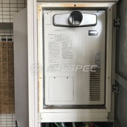 施工前の暖房熱源機（AT-4200ARSAW3Q-56-C）