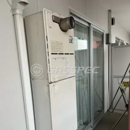 施工前の暖房熱源機（RUFH-VD2401SAT2-3）